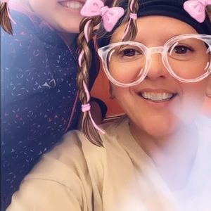 Meet your Posher, Carole